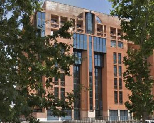 Palazzo uso ufficio a Roma